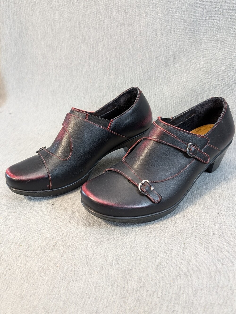 Naot Present Leather Heels Women's 37 Size 7 Red Black Comfort Shoes